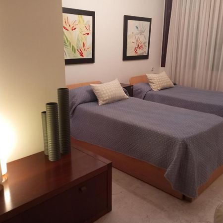 Edificio Trovador Apartment Севиля Екстериор снимка