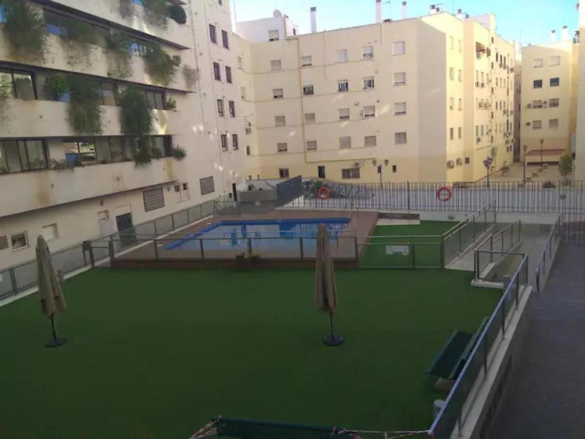 Edificio Trovador Apartment Севиля Екстериор снимка