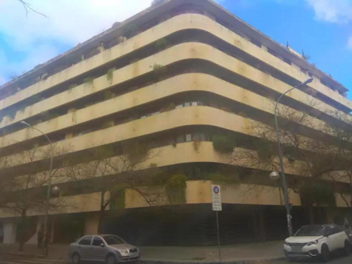 Edificio Trovador Apartment Севиля Екстериор снимка