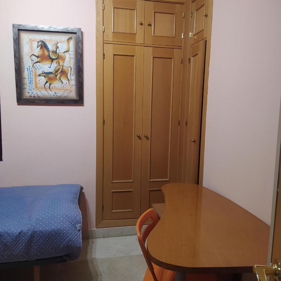 Edificio Trovador Apartment Севиля Екстериор снимка